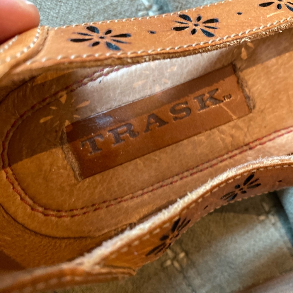 Trask Huaraches Mexican rainbow woven shoes - Picture 3 of 3